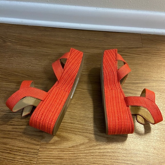 LUCKY BRAND Bikaro Ankle Strap Platform Sa… - Picture 5 of 10